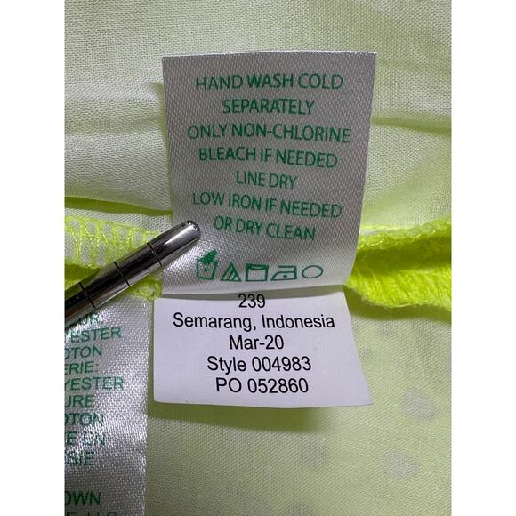 Lilly Pulitzer Top Womens XS Lina Sleeveless Eyelet‎ Prickly Pear Yellow Preppy - Picture 9 of 11